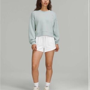 Lululemon Inner Glow High-Rise Short 3"
White